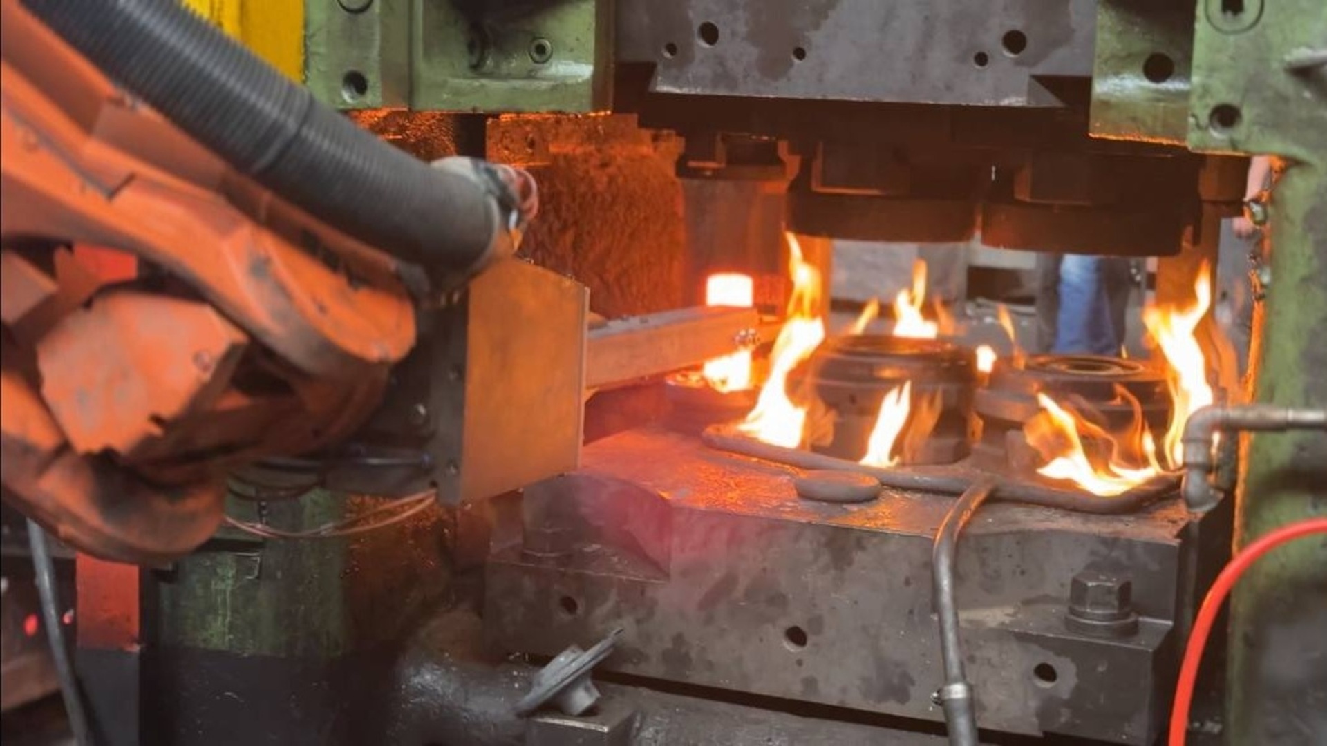 Robotic Forging Automation Cell